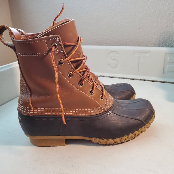 LlBean Boots, 8" tall women's size 7(fits like an 8) - Picture 2 of 8